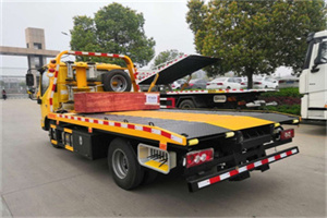 雅安道路救援拖车报价